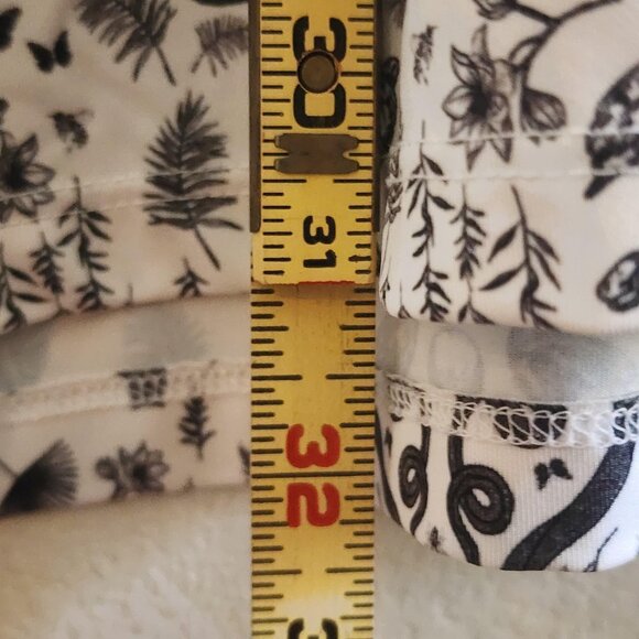 Greyson Polo Shirt Mens Large White Black Animal Print Performance Golf Wolf - Picture 11 of 12